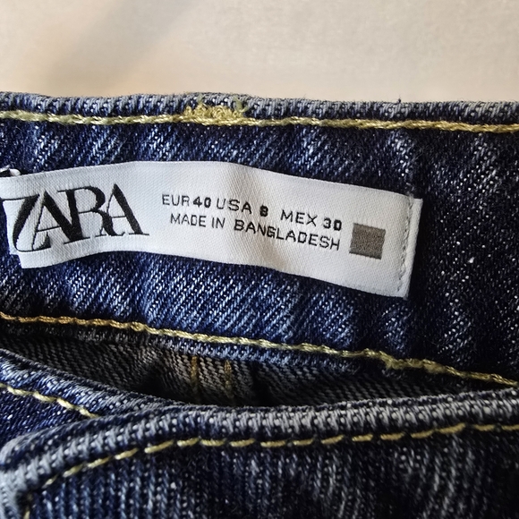 Zara 80s/90s High Rise Blue Denim Women Shorts Size 8 - Picture 3 of 9